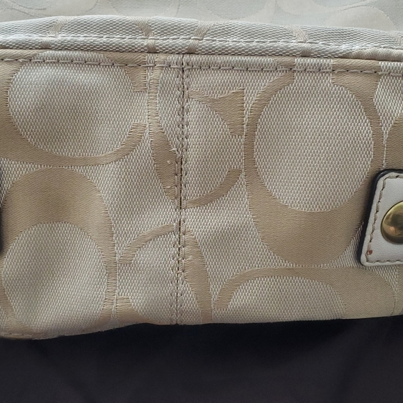 Authentic Coach Bag - Picture 4 of 6